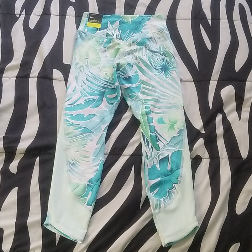 Nike tropical cropped leggings capri gym yoga pants activewear athletic workout - Picture 7 of 9